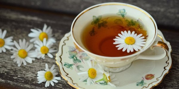 Przydatne właściwości herbaty rumiankowej